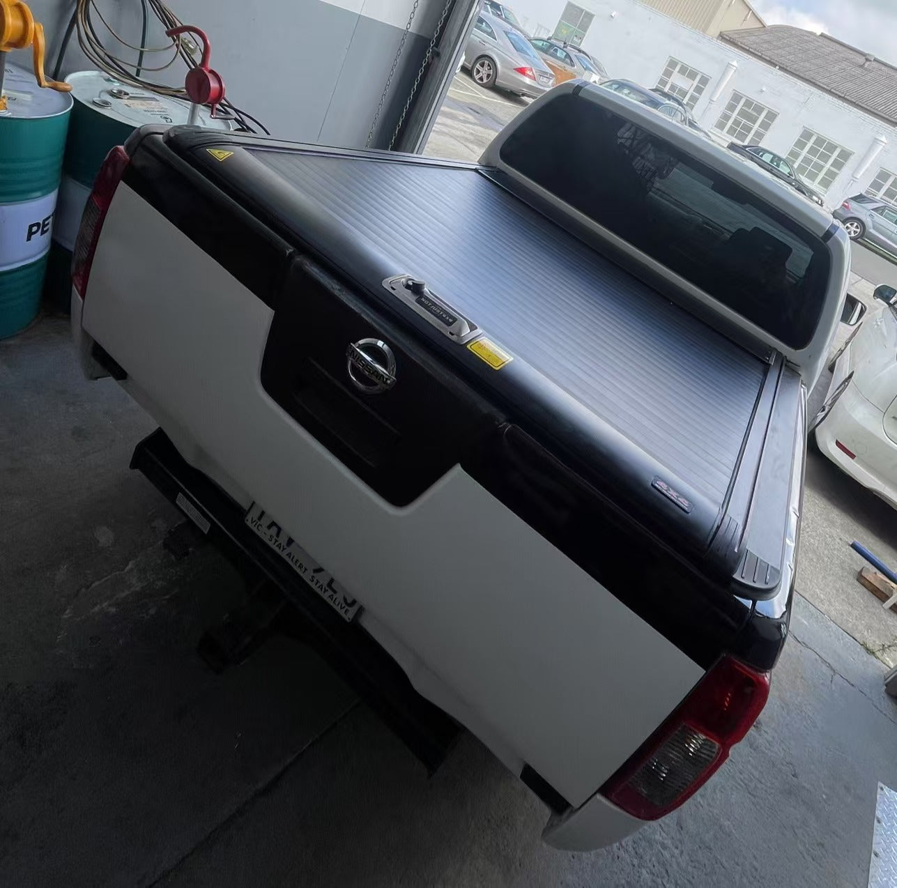 Manual Roller Shutter for Nissan Navara (2016-2024)