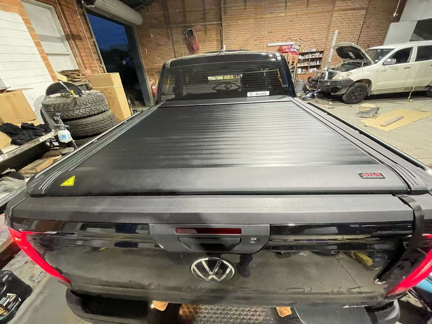 Electric Roller Shutter For Volkswagen Amarok (2016-2025)
