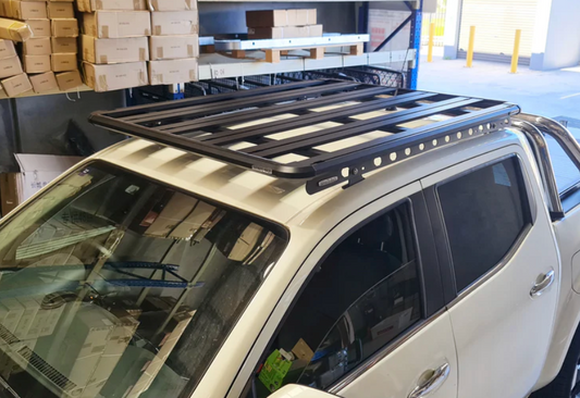 A Buyer’s Guide to Roof Platforms for Serious Explorers