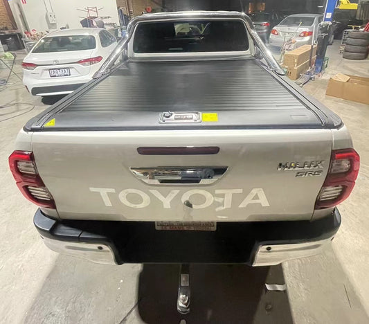 Manual Roller Shutter for Toyota Hilux(2015-2024)