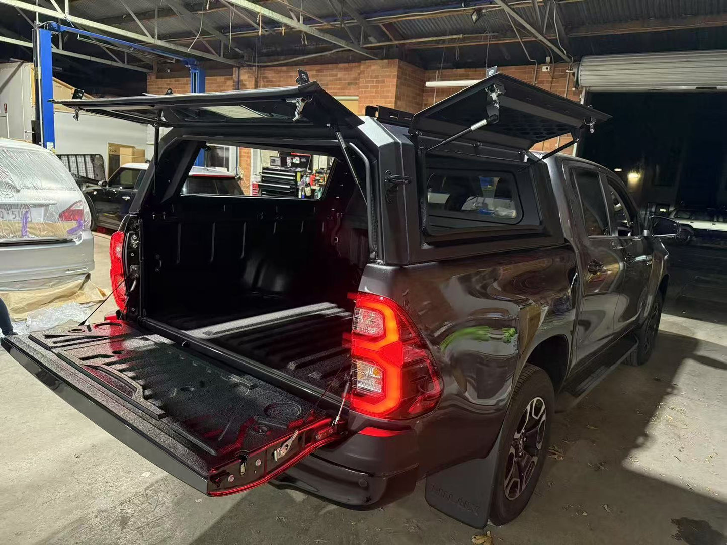Aluminum Tub Canopy For Toyota Hilux(2017-2025)