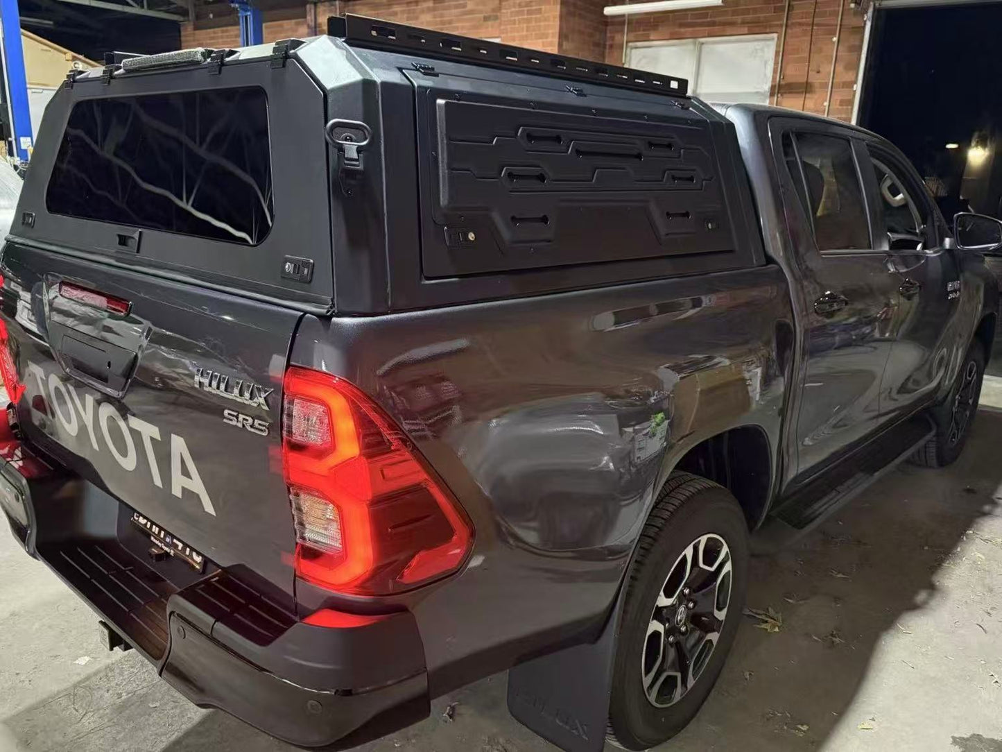 Aluminum Tub Canopy For Toyota Hilux(2017-2025)